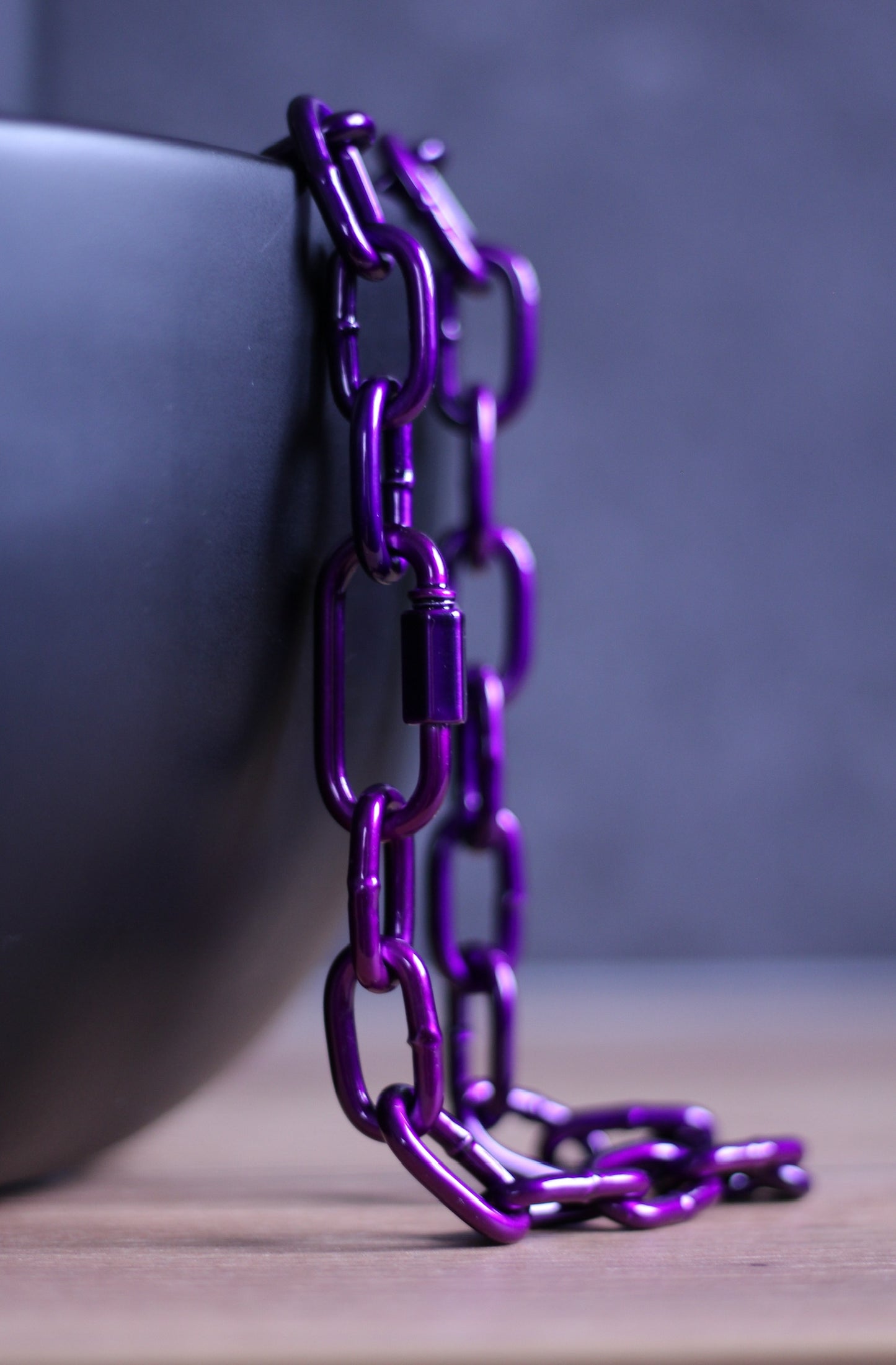 Short -part powder -coated chain
