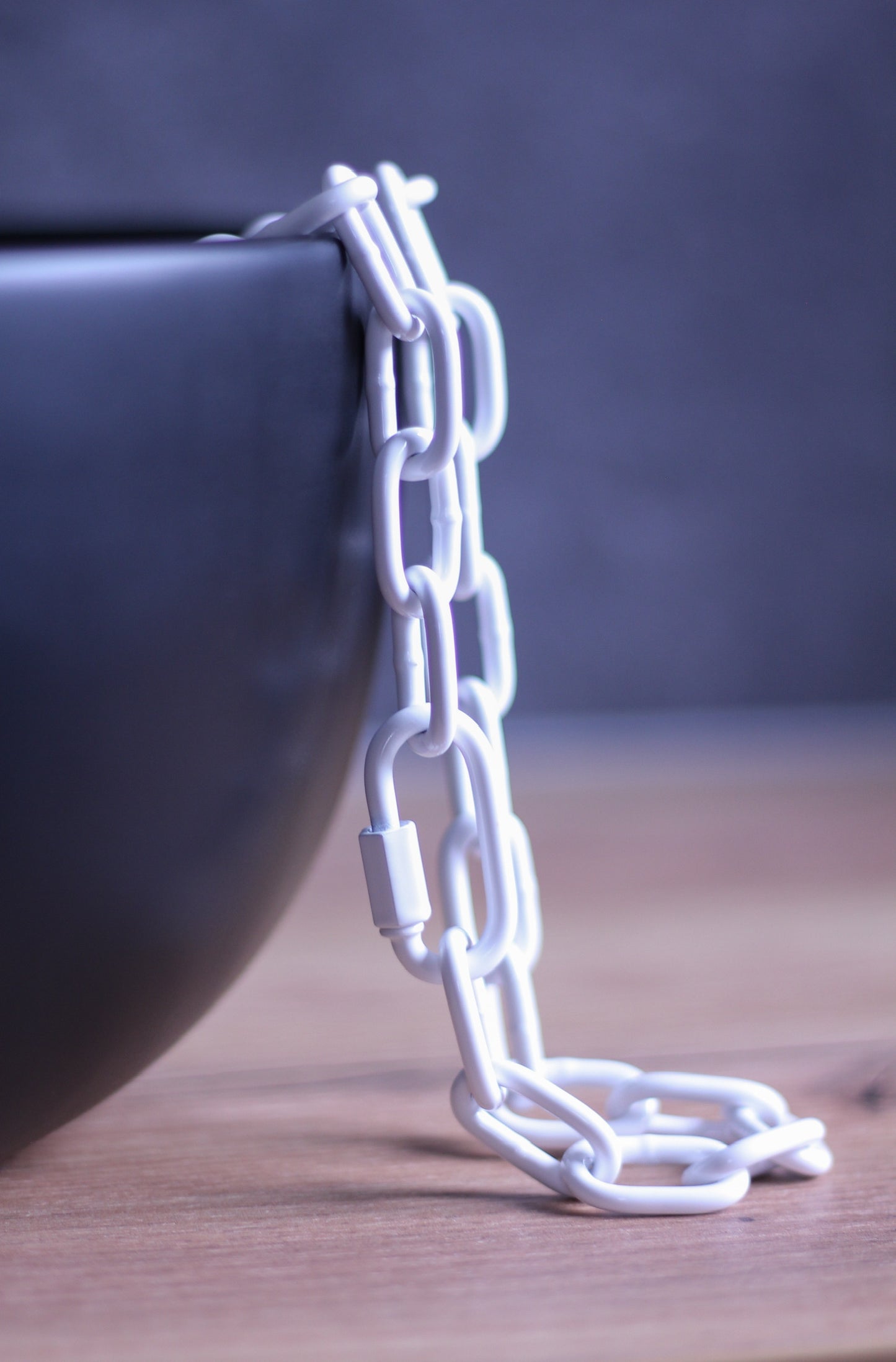 Short -part powder -coated chain