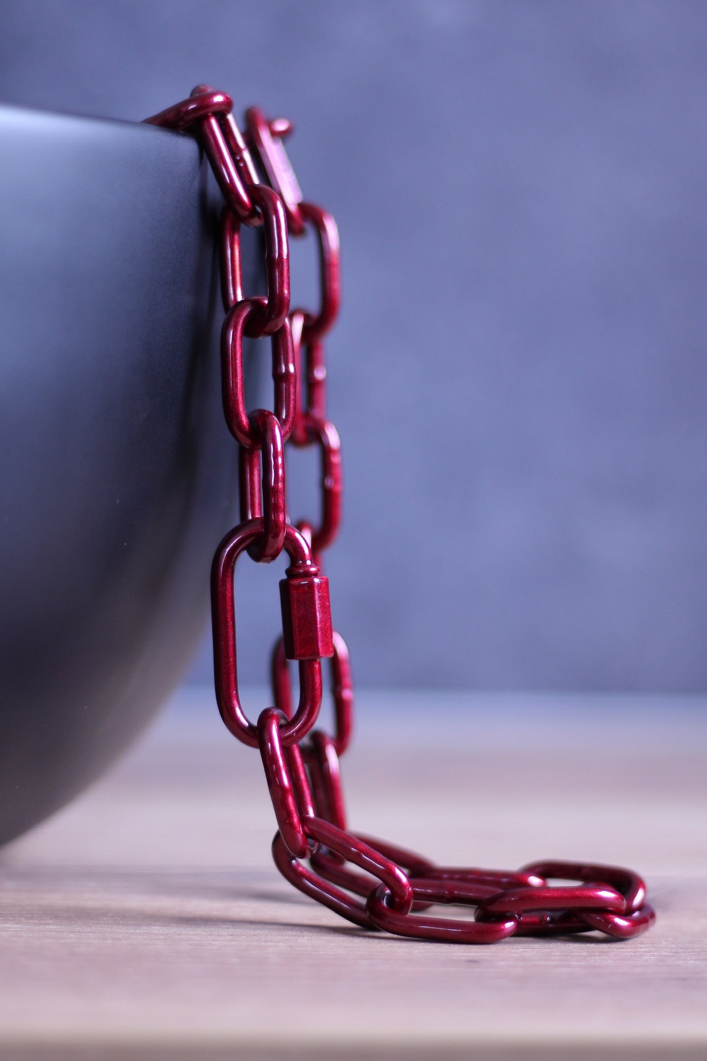 Short -part powder -coated chain