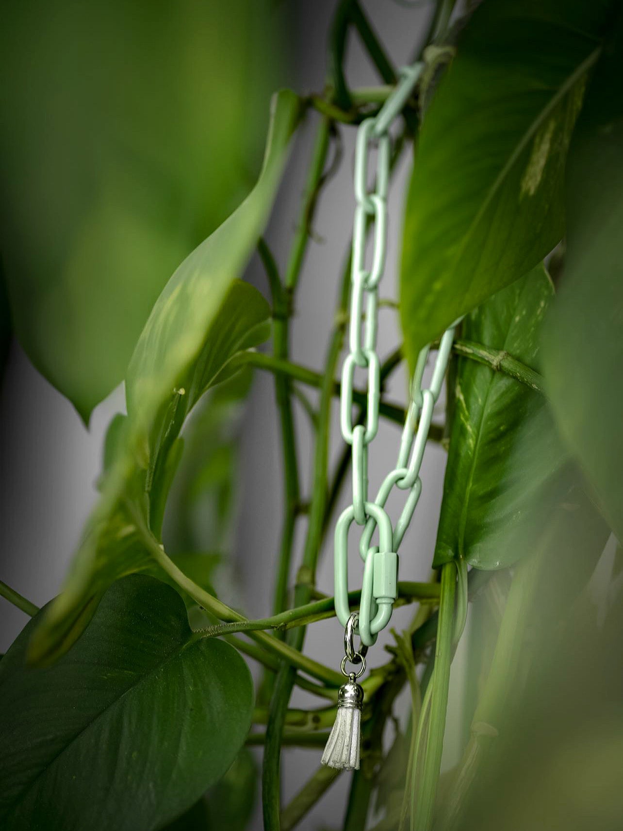Long-link powder-coated chains